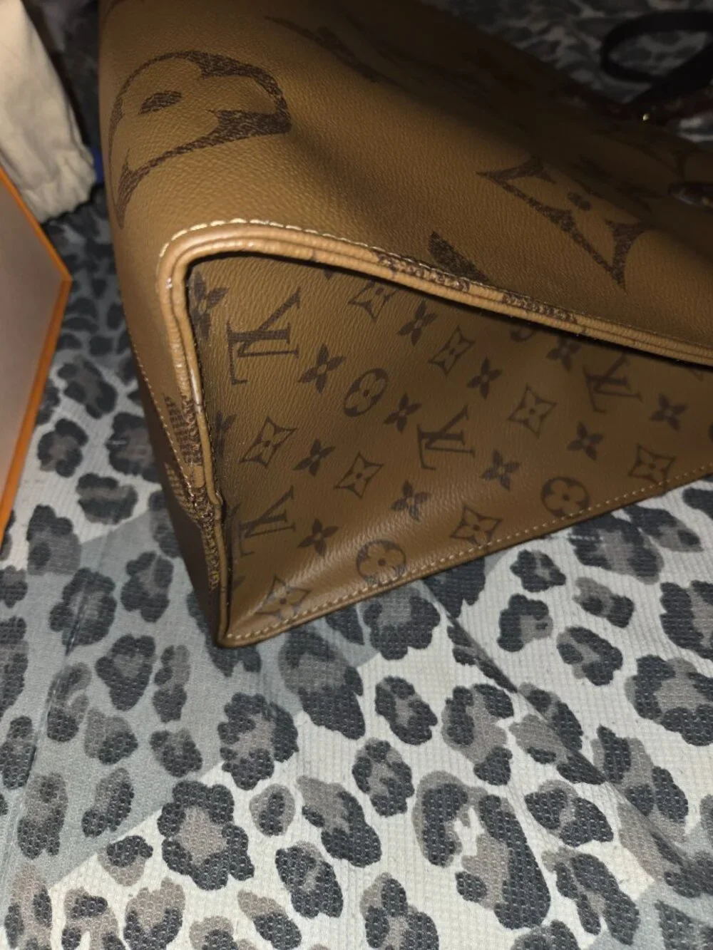 Louis Vuitton On The Go GM